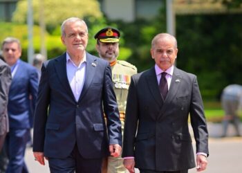 Pakistan-Iran Strategic Ties Strengthen With 12 Deals