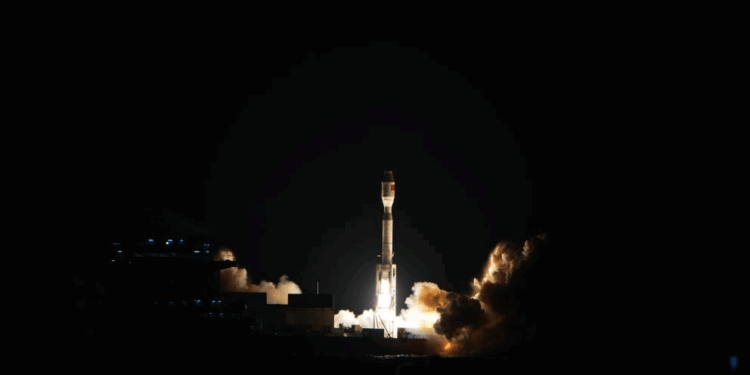 China Launches 11 Geely Satellites from Sea