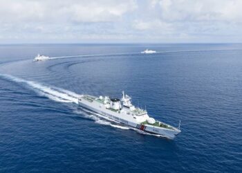 China Expels US Destroyer Over Huangyan Dao Incursion