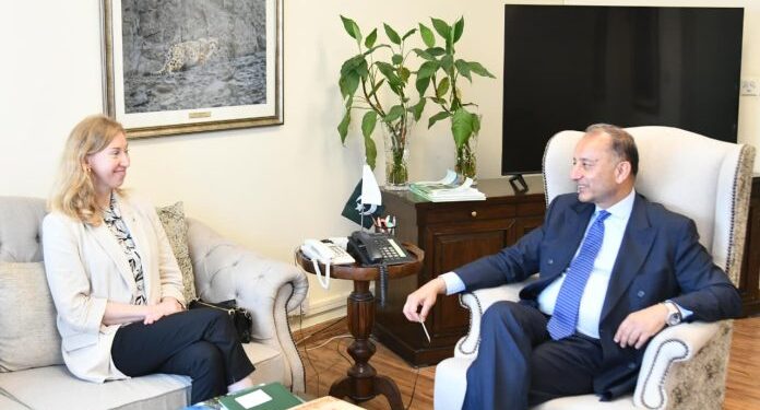 Pakistan GGGI Discuss Green Growth, Carbon Markets