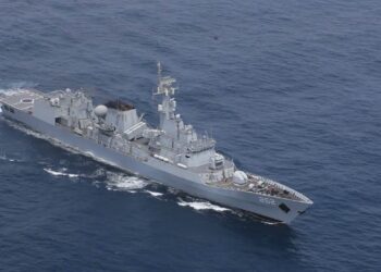 PNS Shamsheer, USS Fitzgerald Hold Joint Exercise