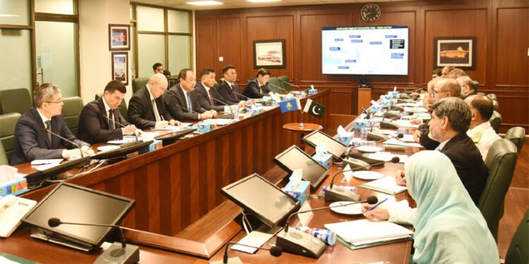 Pakistan, Kazakhstan Boost Maritime Cooperation and Connectivity