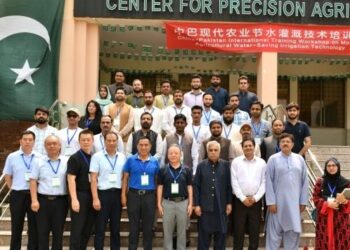 China-Pakistan Train Experts in Water-Saving Irrigation