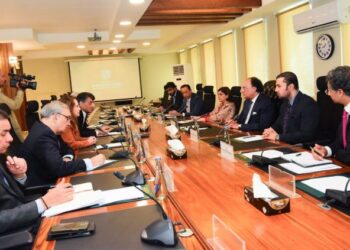 Finance Minister Reaffirms Stability, Growth Commitment