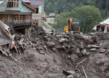 Pakistan Floods Death Toll Hits 910, NDMA Reports