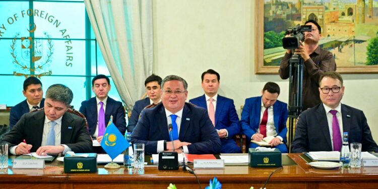 Pakistan, Kazakhstan Target $1B Trade Expansion