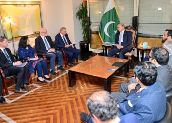 PM Shehbaz Meets Bill Gates, Muhammad Yunus at UNGA