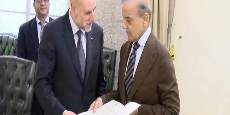 PM Shehbaz Pledges Strong Backing for Palestine