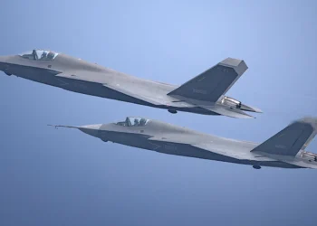 China’s J-35 Fighter Achieves Palm-Sized Stealth