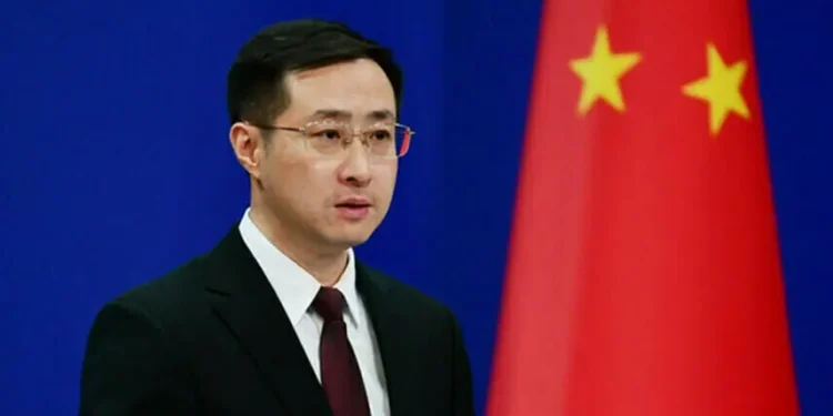 China backs Pakistan-Afghanistan ceasefire, urges restraint