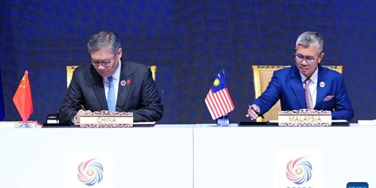 China Promotes Asia-Pacific Cooperation for Shared Growth