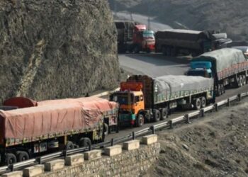 Pakistan Suspends Afghan Transit Trade Amid Tensions