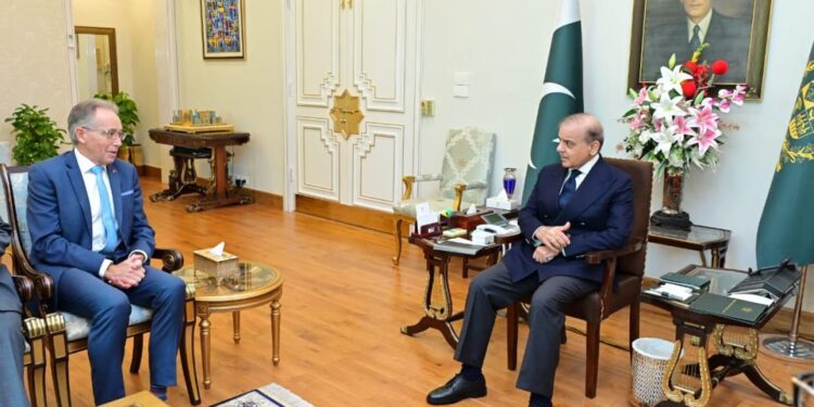 PM Shehbaz Praises Australia’s Role in Global Peace