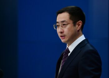 China Urges Calm Amid Pakistan-Afghanistan Border Clashes