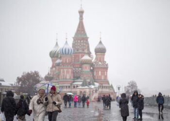 China Grants Visa-Free Access to Russian Citizens