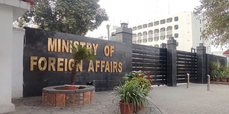 Pakistan Denounces Israeli Strikes Against Gaza Civilians