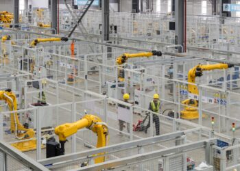 China Robot Manufacturing Surges 42 Percent Growth