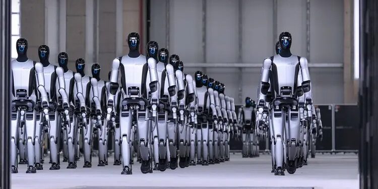 China Deploys Self-Charging Border Robots