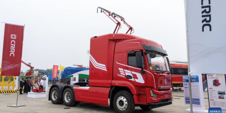 China Unveils Smart Braided Truck