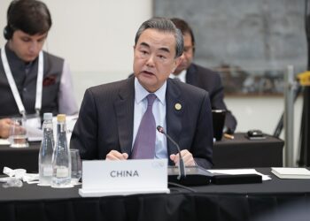 China Urges Thailand-Cambodia Peaceful Border Talks