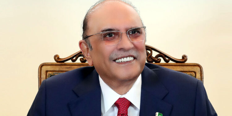 President Zardari Congratulates Kazakhstan on Independence Day