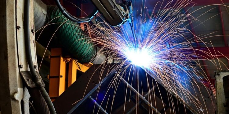 China Lowers Tariffs to Boost Green Growth