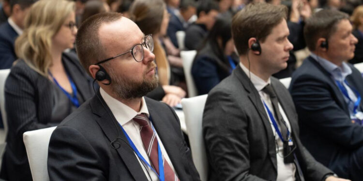 China Hosts Tianshan Forum for Central Asia