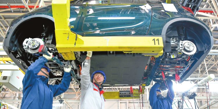 China’s R&D Spending Surpasses OECD Economies 2025