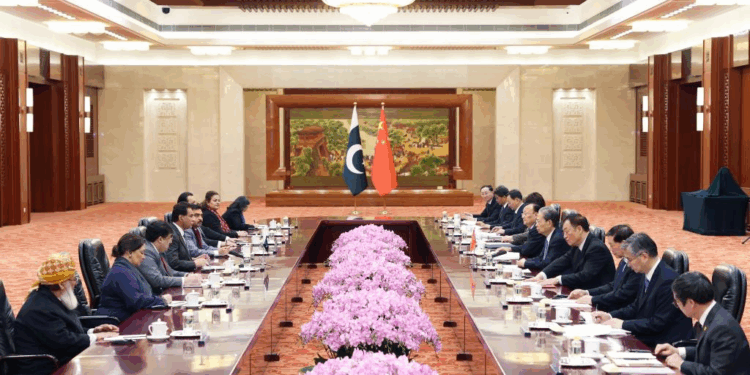 Pakistan National Assembly Speaker Meets China Officials