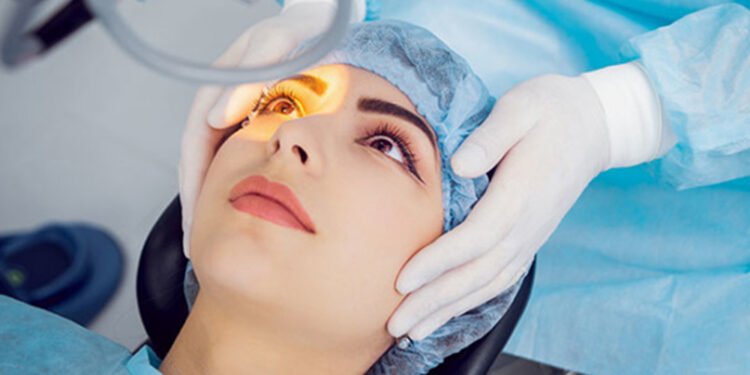 China Develops Autonomous Robot for Eye Surgery