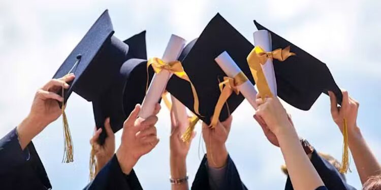 China Connects Pakistani Graduates With Companies