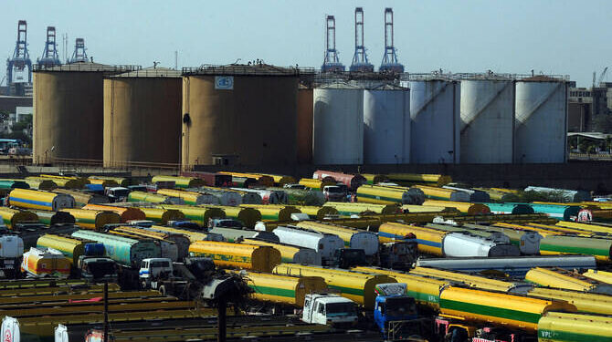 Pakistan Seeks $2bn Refinery Expansion Funding
