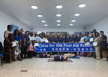 Chinese Medical Team Trains UNICEF Staff