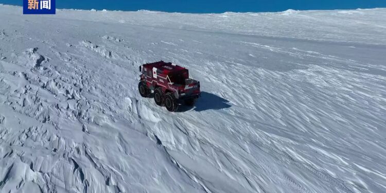 China’s Snow Leopard 6x6 Completes Antarctic Test