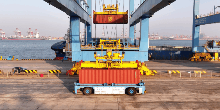 China completes full unmanned container ship operation