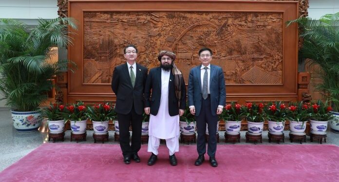 China Holds Talks with Afghan Ambassador