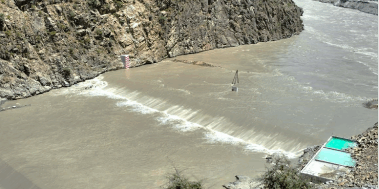 Pakistan-China Dasu HPP Launches Hygiene Kit Drive