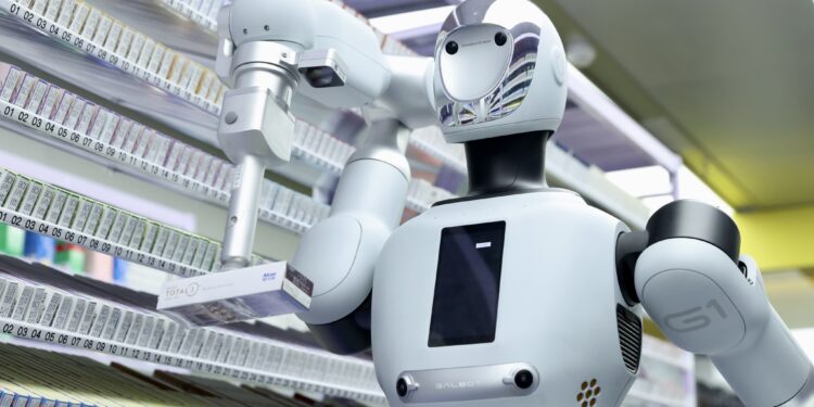 China Launches First Pharmacy Robot in Beijing