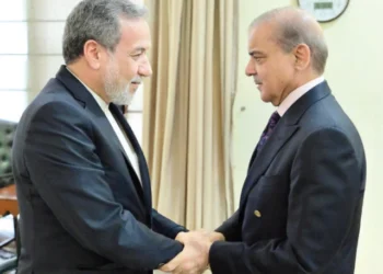 Iran Clears Strait of Hormuz for Pakistan