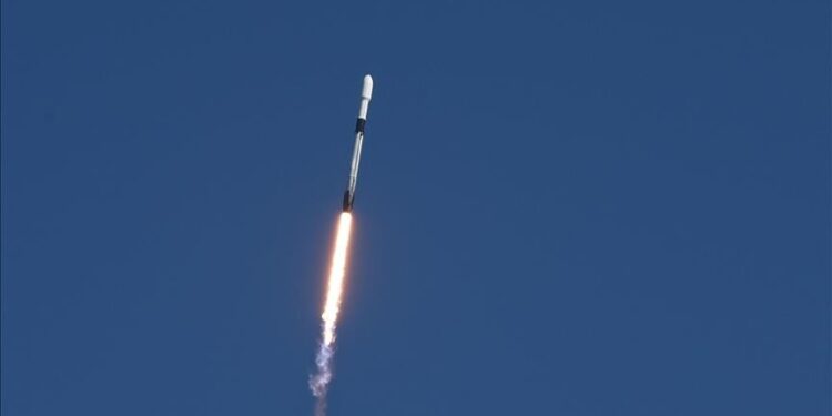 Chinese commercial rocket launches new group of satellites from sea