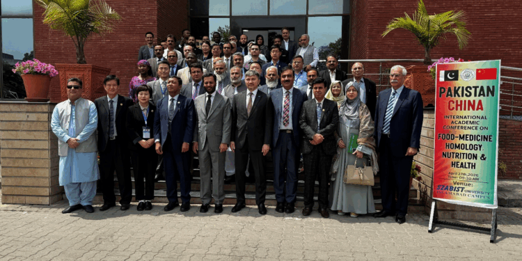 Pakistan-China Boost Cooperation in Traditional Medicine