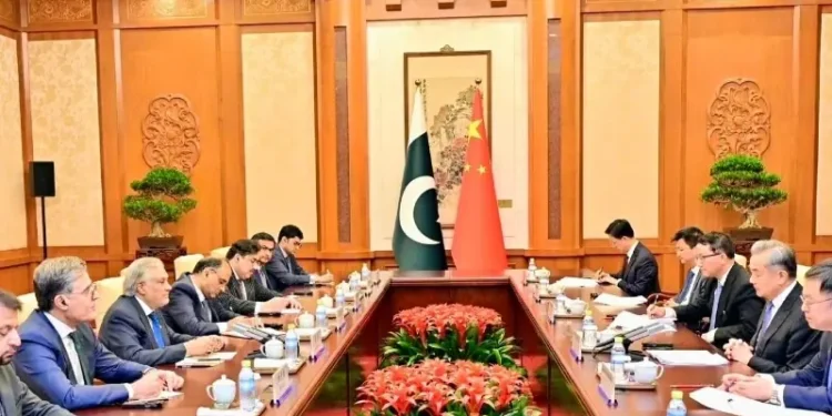 Pakistan, China Urge Middle East Peace