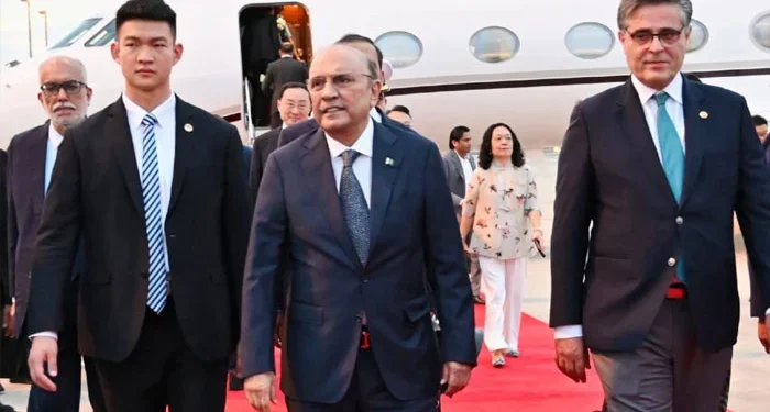 Zardari Begins China Visit Focused on CPEC