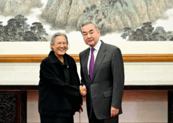 Wang Yi Meets Thai Princess in Beijing