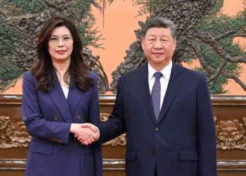 Xi Jinping Meets Cheng Li-wun in Beijing