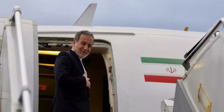 Araghchi to Visit China for Crisis Talks