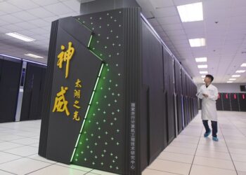 China develops fastest supercomputer