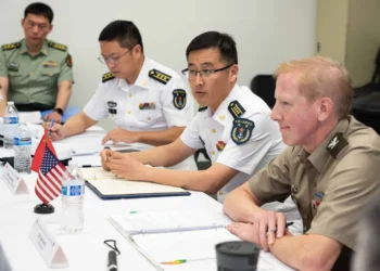 US, Chinese militaries review air and maritime security