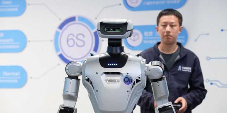 Robots manage China’s 1st hotel
