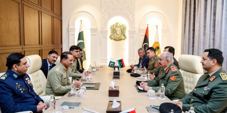 Pakistani Libyan commanders discuss security ties